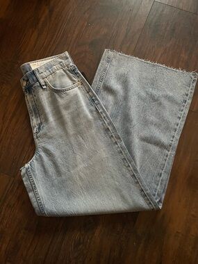 Light Wash Wide Leg Jeans